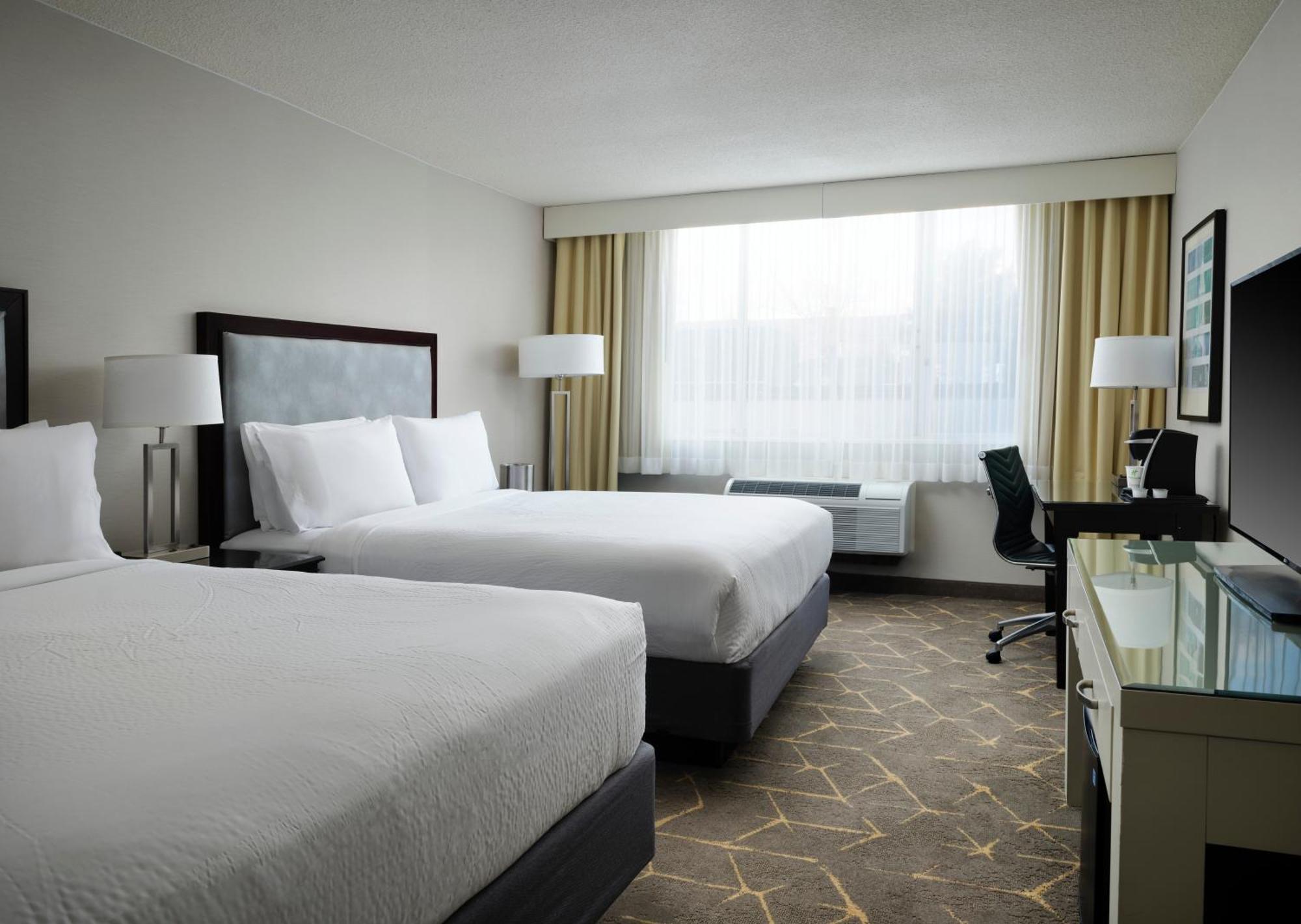 Holiday Inn & Suites Marlborough, An Ihg Hotel Exterior foto